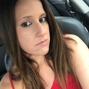 Meet your Posher, Raquel